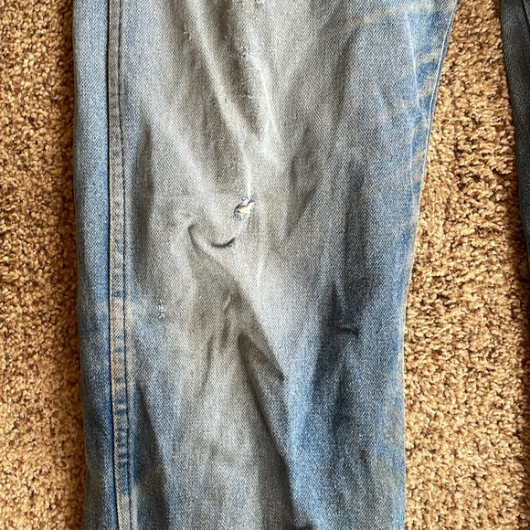 Custom distressed Wrangler jeans - Picture 5 of 12